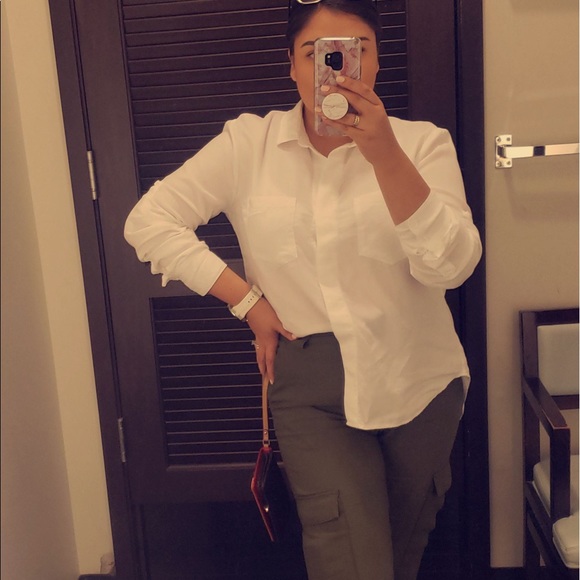 White long sleeve shirt/ button up shirt - Picture 2 of 7